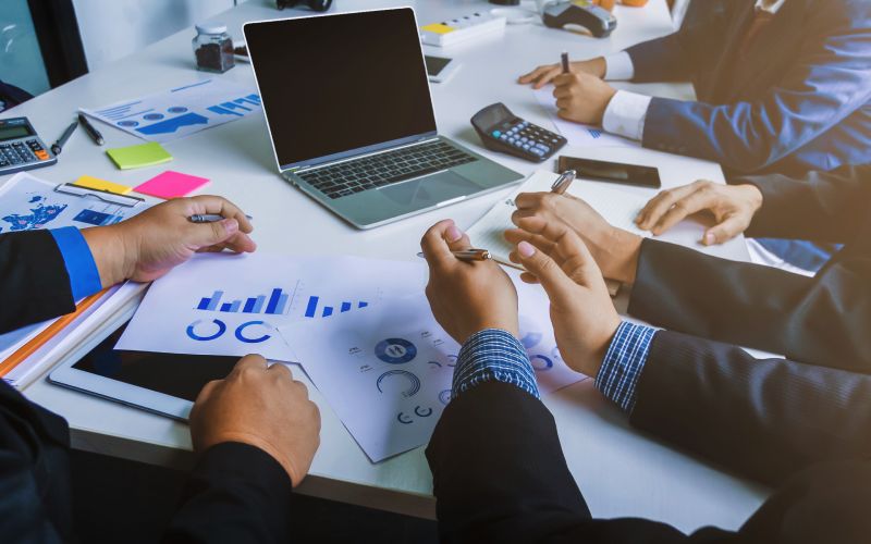 Elinet Fund - Investment Committee